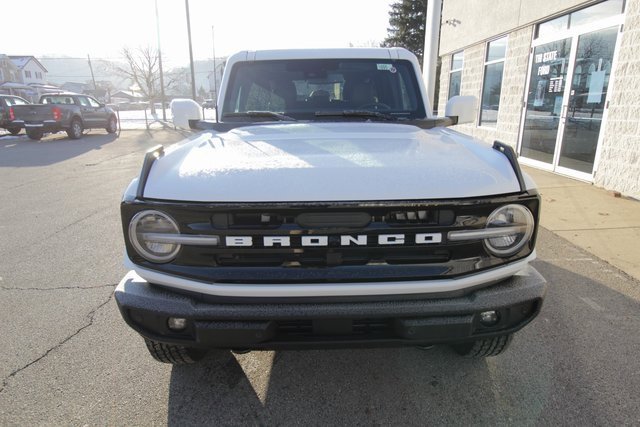 New 2025 Ford Bronco Outer Banks image 8