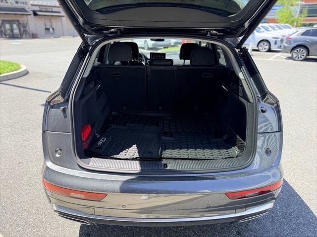 Used 2023 Audi Q5 2.0T Premium Plus w/ Premium Plus Package AWD/4WD image 17