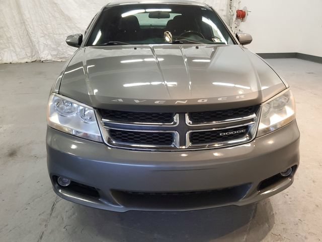 Used 2012 Dodge Avenger SXT Plus FWD image 9
