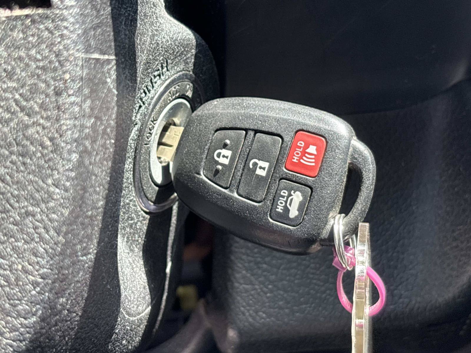 Used 2015 Toyota Camry XSE FWD image 36