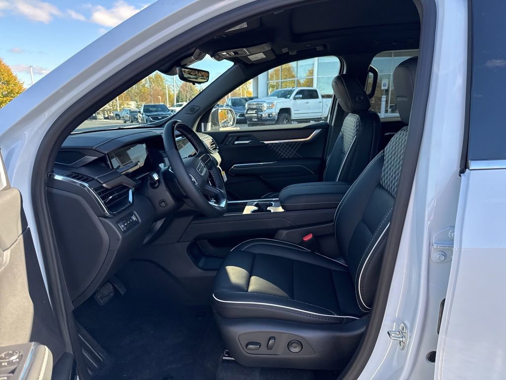 New 2026 GMC Acadia Denali image 9