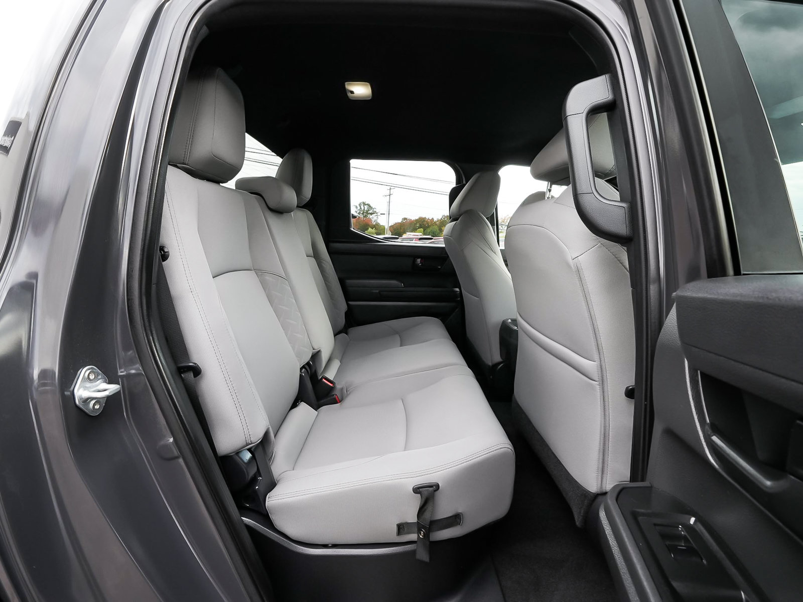 Used 2024 Toyota Tacoma SR5 AWD/4WD image 35