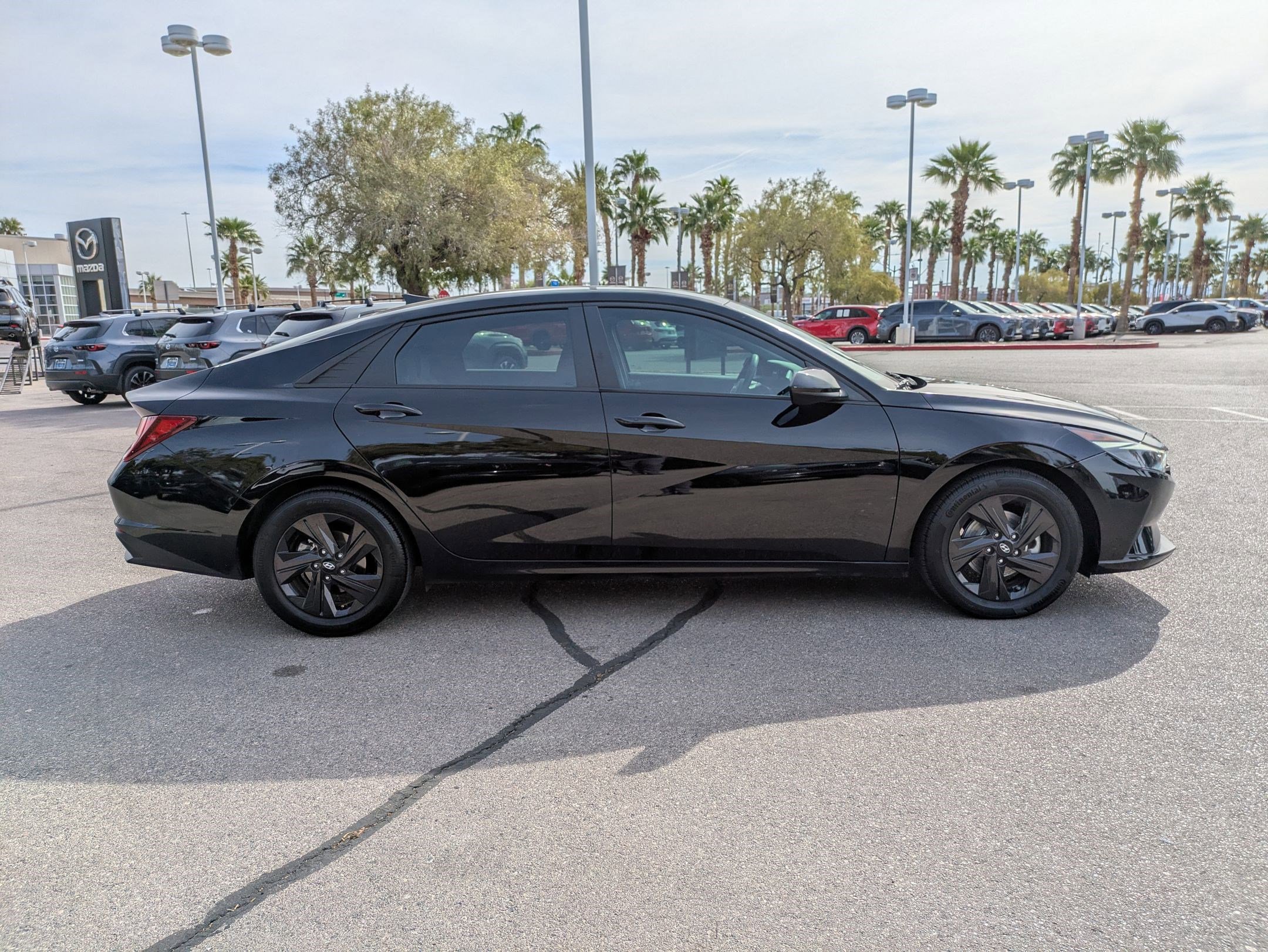 Used 2021 Hyundai Elantra SEL w/ Convenience Package FWD image 6