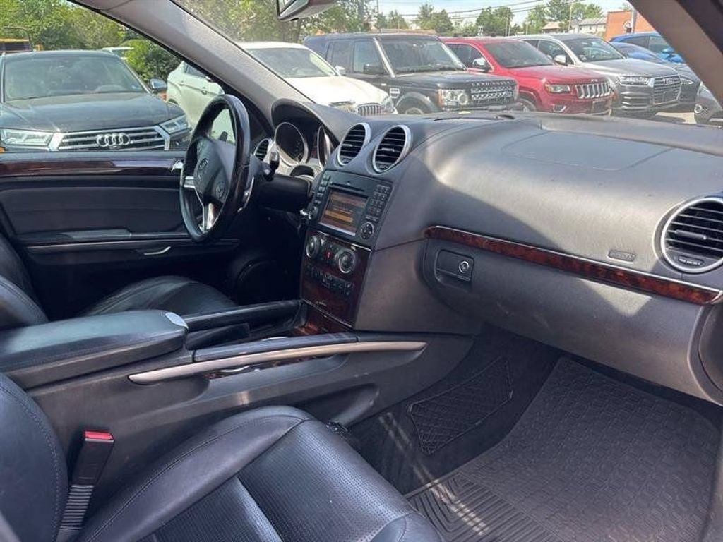 Used 2009 Mercedes-Benz ML 63 AMG 4MATIC image 17
