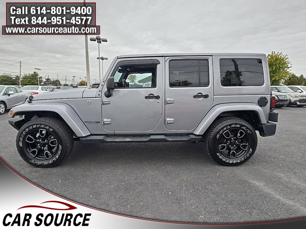 Used 2018 Jeep Wrangler Unlimited Sahara w/ Dual Top Group image 4
