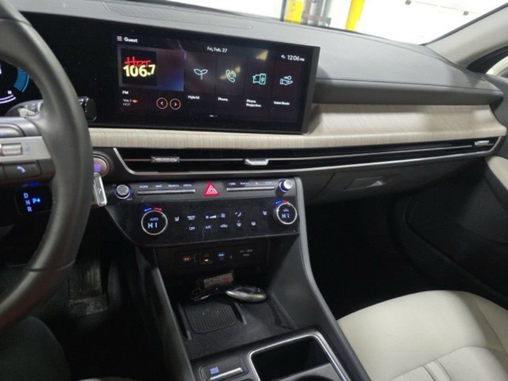 Used 2025 Hyundai Sonata SEL image 13