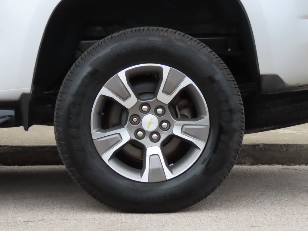 Used 2016 Chevrolet Colorado Z71 AWD/4WD image 17