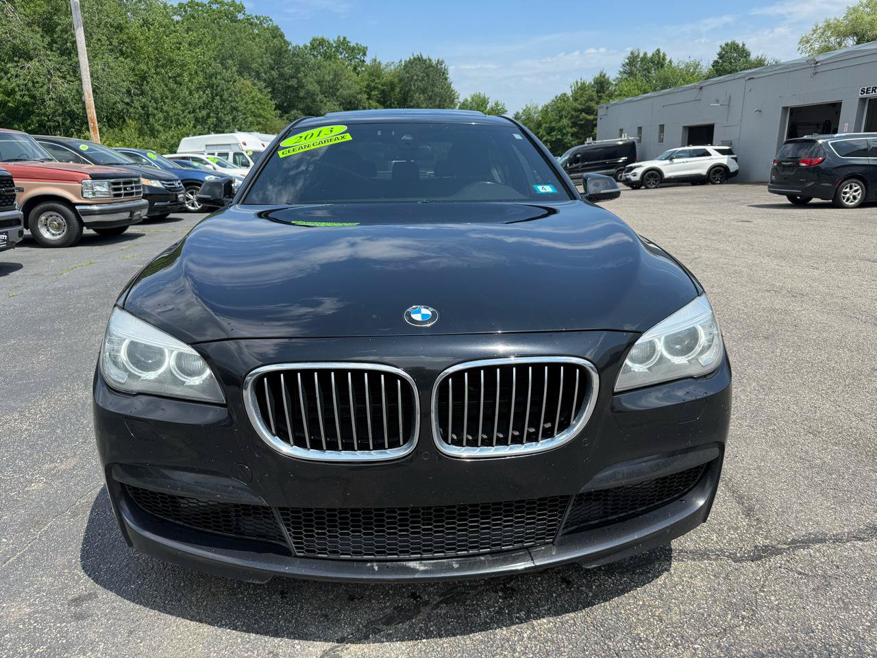 Used 2013 BMW 750Li RWD image 3
