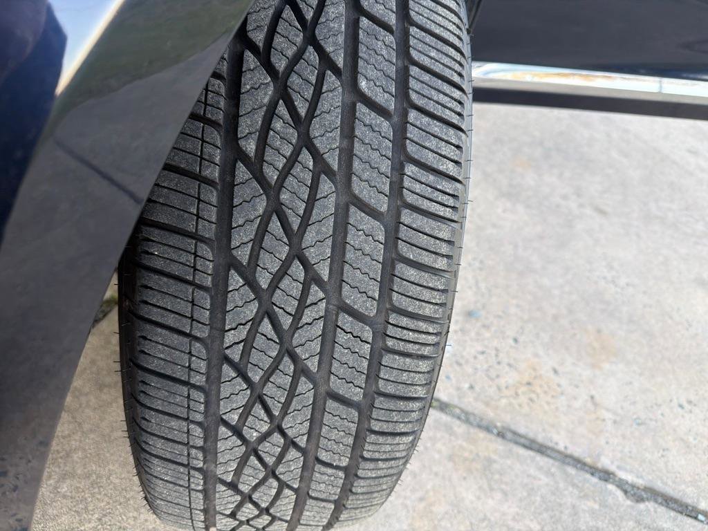 Used 2016 Volvo XC60 T5 Premier w/ Proximity Package image 40