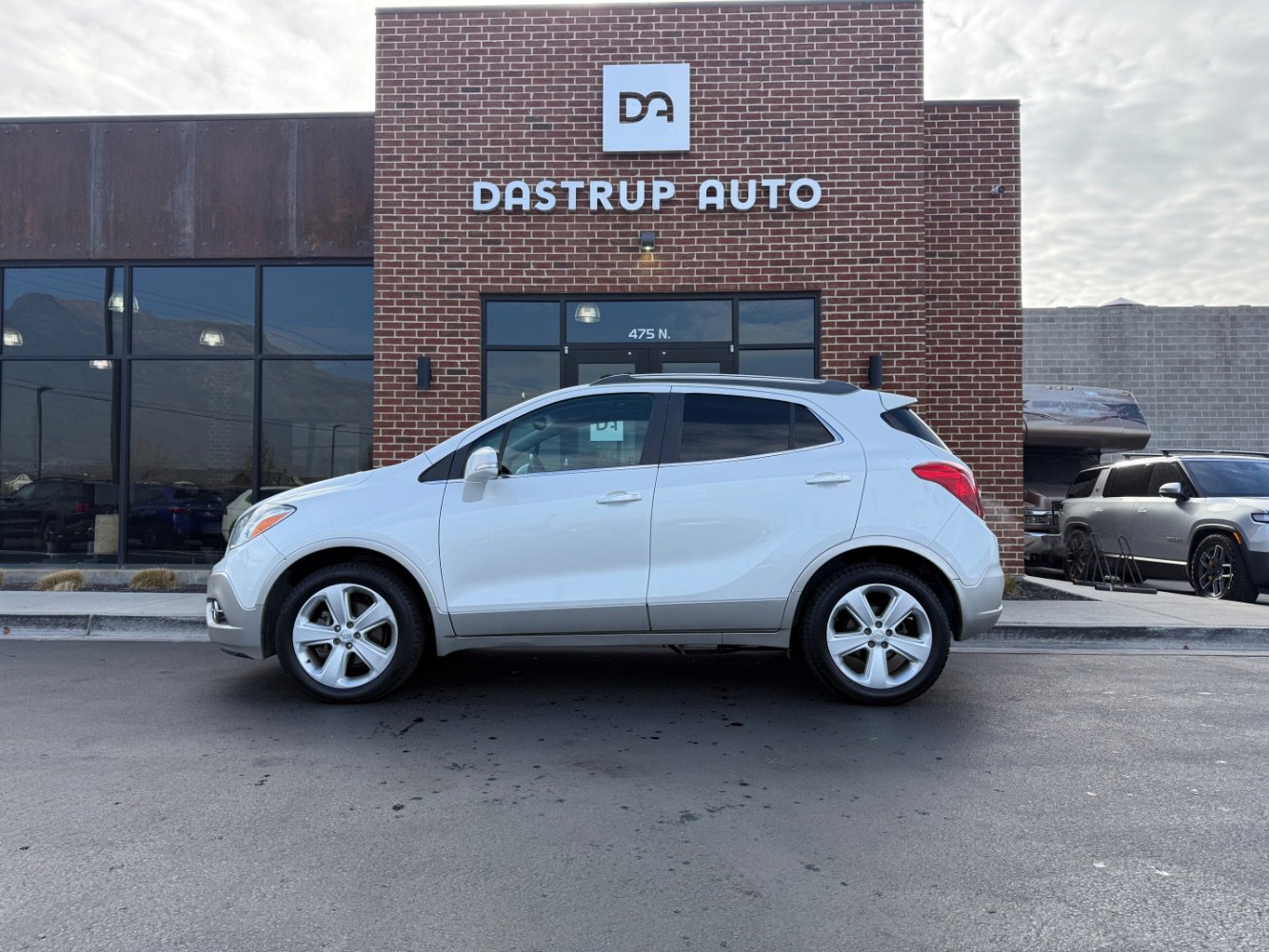 Used 2015 Buick Encore Premium image 19
