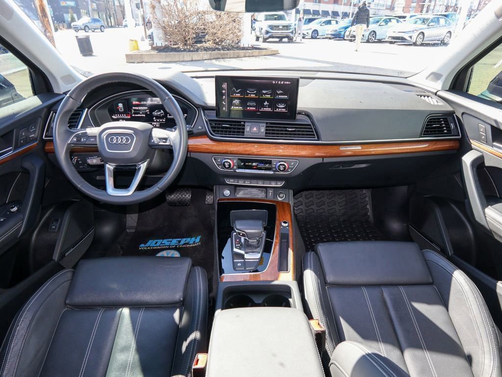 Used 2023 Audi Q5 2.0T Premium Plus w/ Premium Plus Package image 19