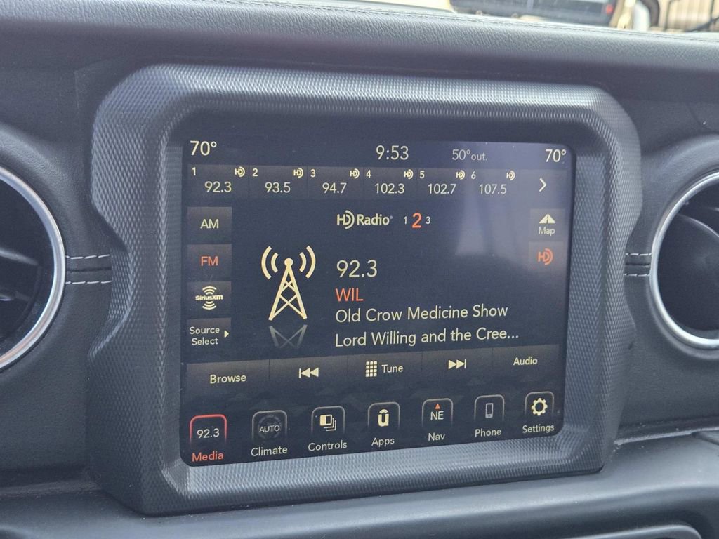 Used 2021 Jeep Wrangler Unlimited Sahara image 29