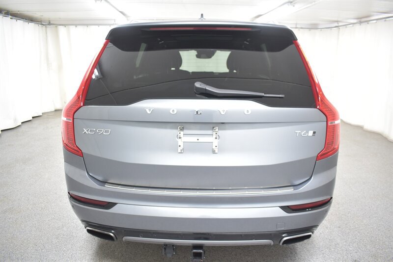 Used 2016 Volvo XC90 T6 R-Design w/ Protection Package Plus AWD/4WD image 5