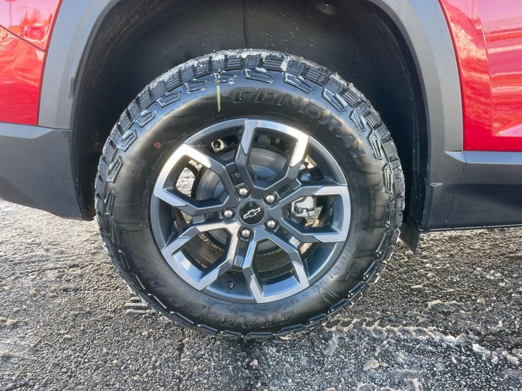 New 2026 Chevrolet Equinox ACTIV w/ Convenience Package III image 35