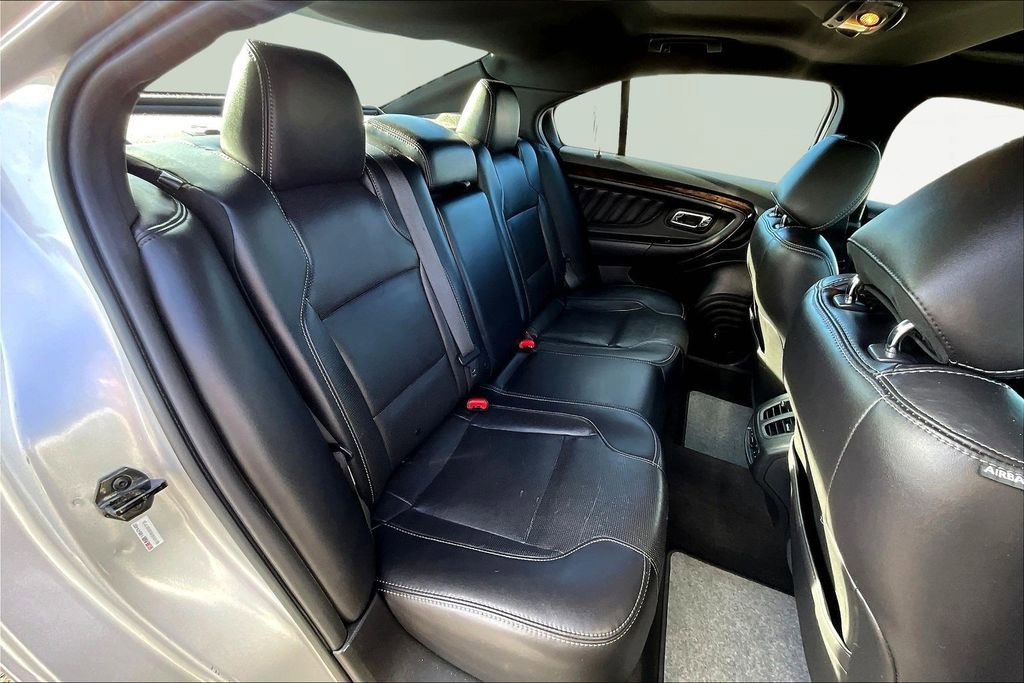 Used 2013 Ford Taurus Limited image 29