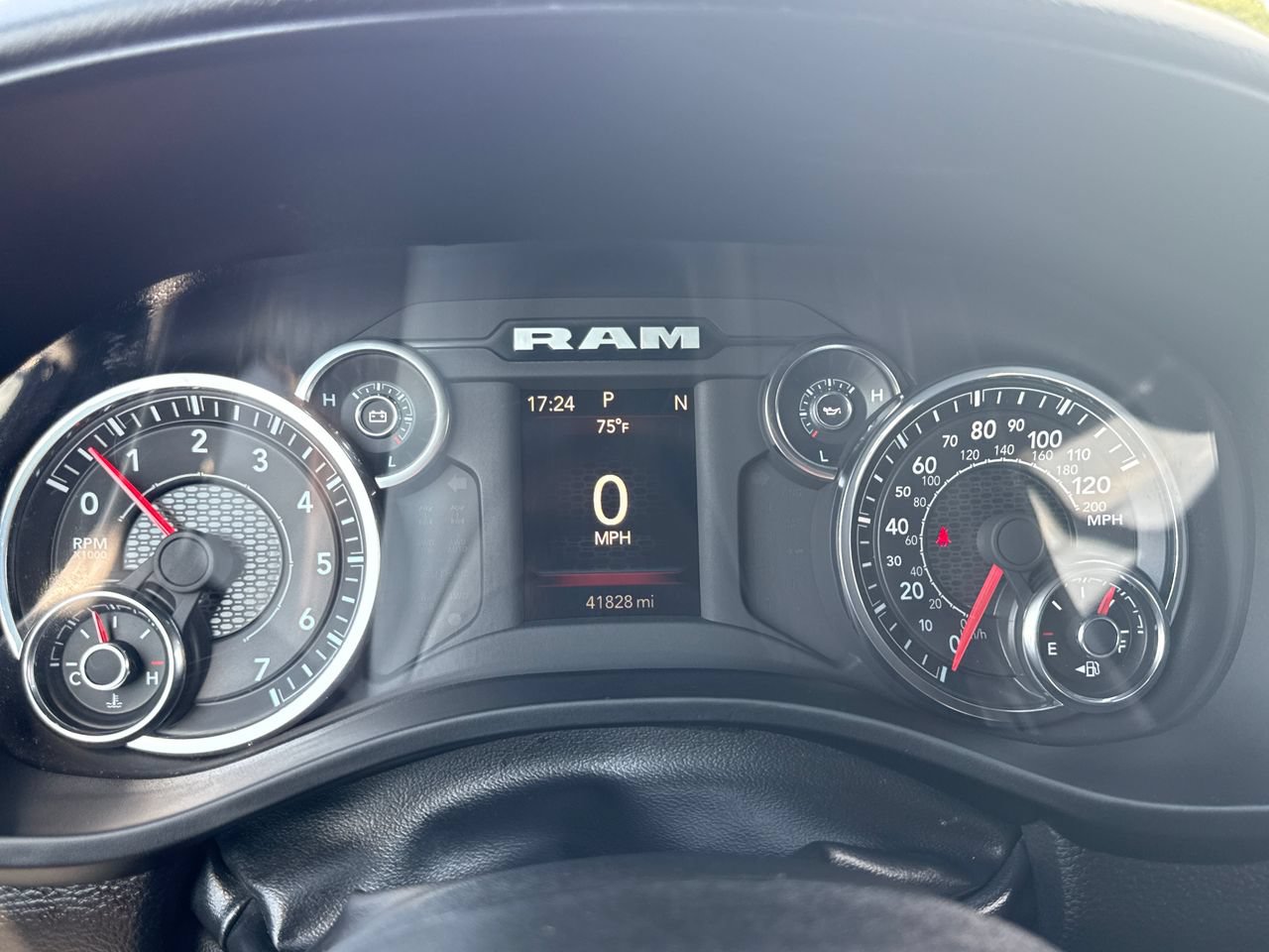 Used 2025 RAM 1500 Big Horn AWD/4WD image 19