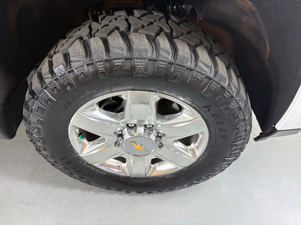 Used 2024 Chevrolet Silverado 3500 High Country w/ High Country Premium Package image 13