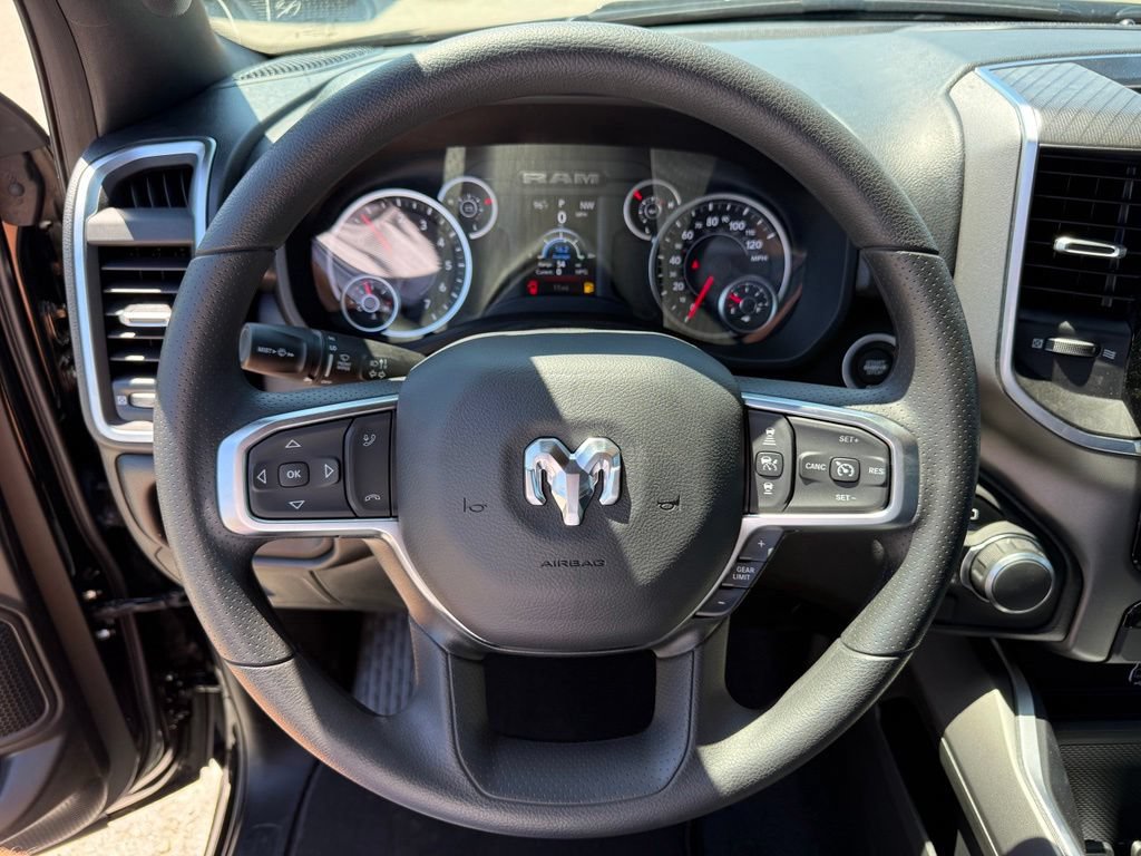 New 2026 RAM 1500 Big Horn AWD/4WD image 14