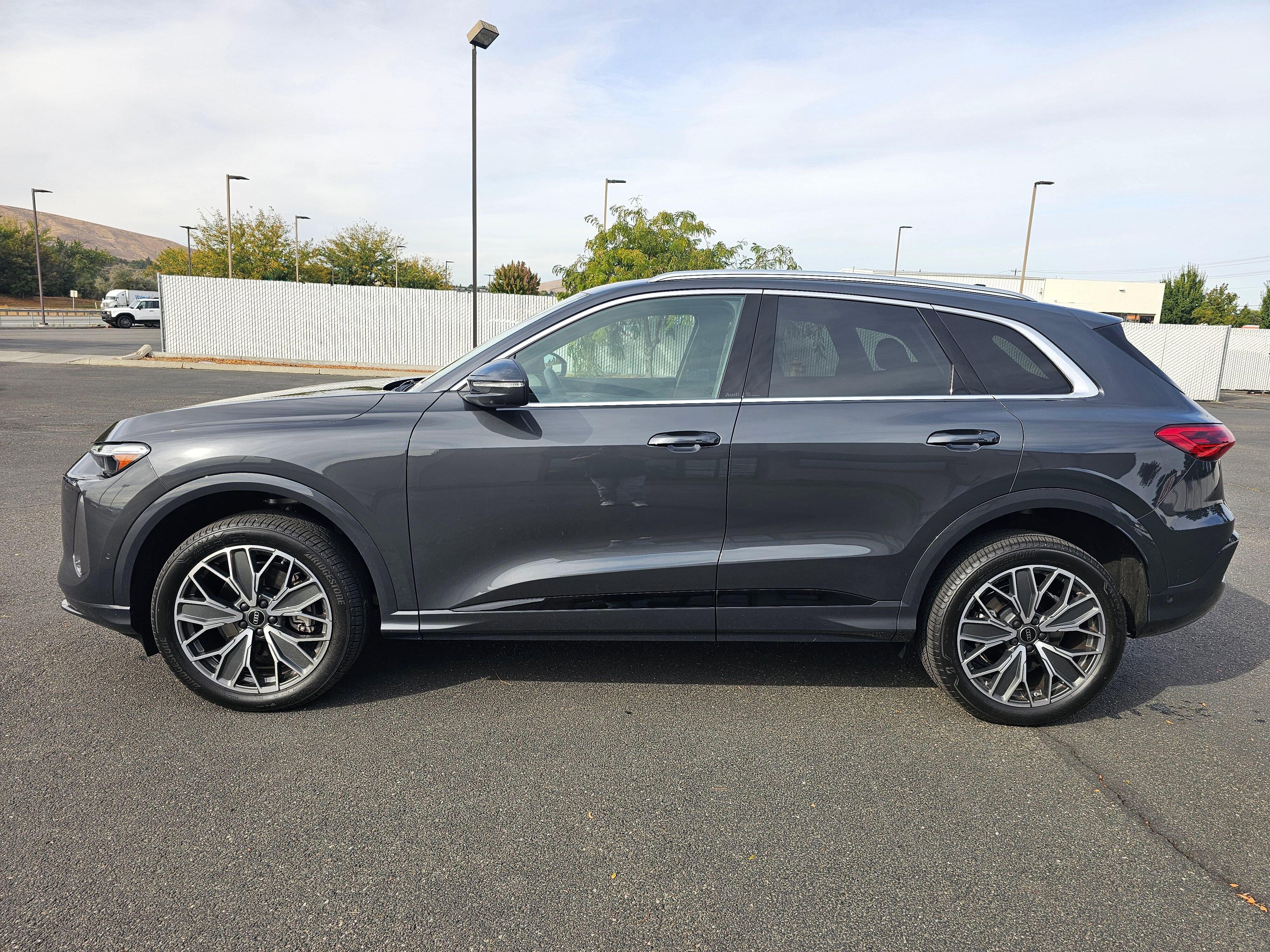 Used 2025 Audi Q5 Premium Plus image 3