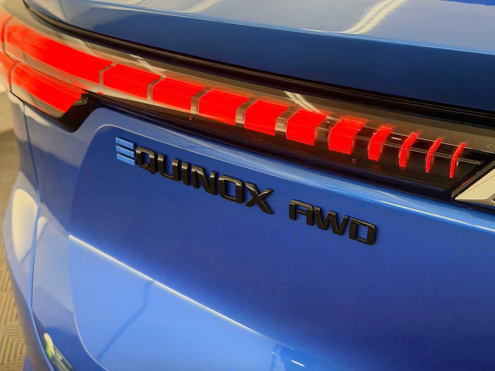 New 2026 Chevrolet Equinox EV RS image 13