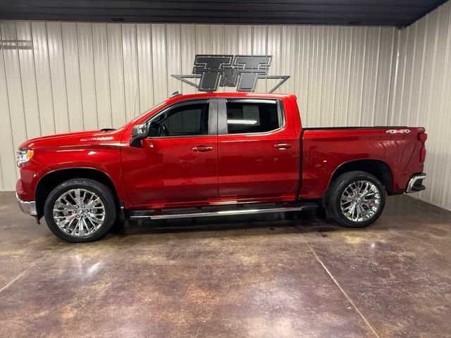 Used 2023 Chevrolet Silverado 1500 LT w/ Protection Package AWD/4WD image 3