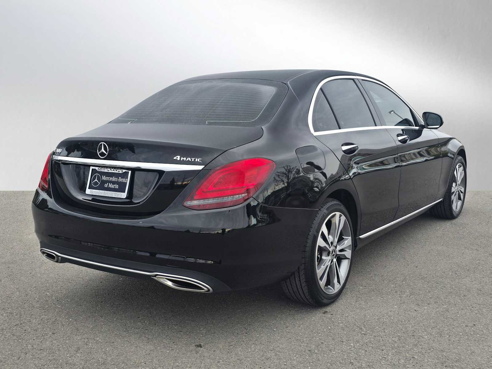 Used 2021 Mercedes-Benz C 300 4MATIC Sedan image 3