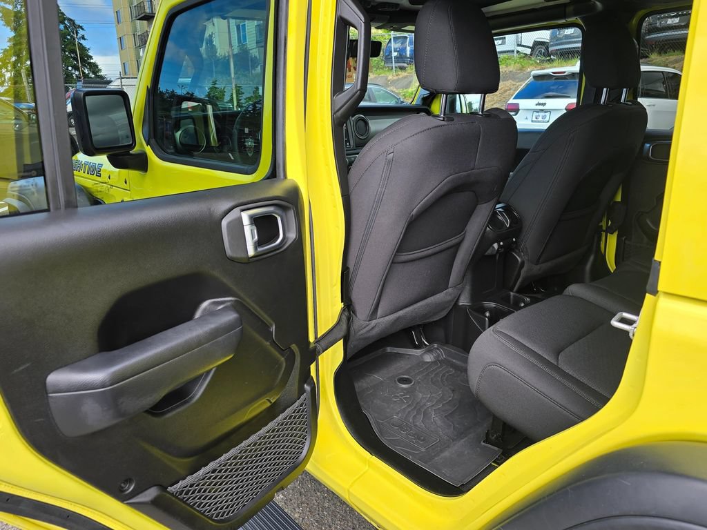 Used 2023 Jeep Wrangler Unlimited Sport AWD/4WD image 14