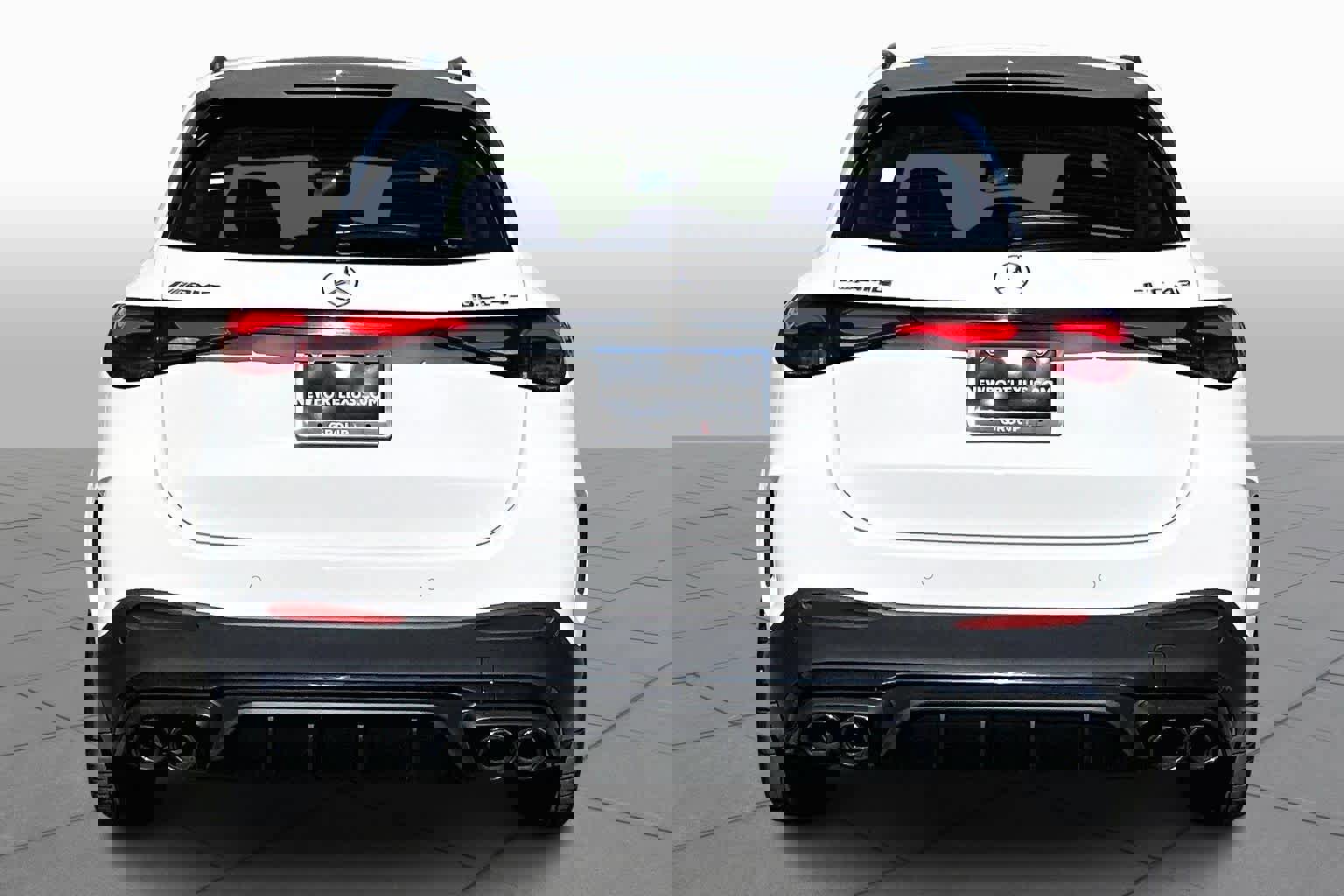 Used 2025 Mercedes-Benz GLC 43 AMG 4MATIC image 4