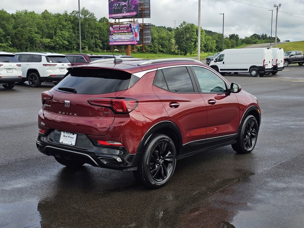 Used 2024 Buick Encore GX Sport Touring image 5