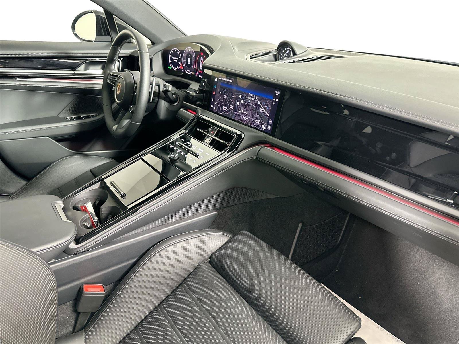 Certified 2024 Porsche Panamera image 29