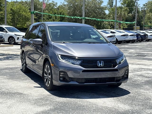 New 2026 Honda Odyssey Elite image 3