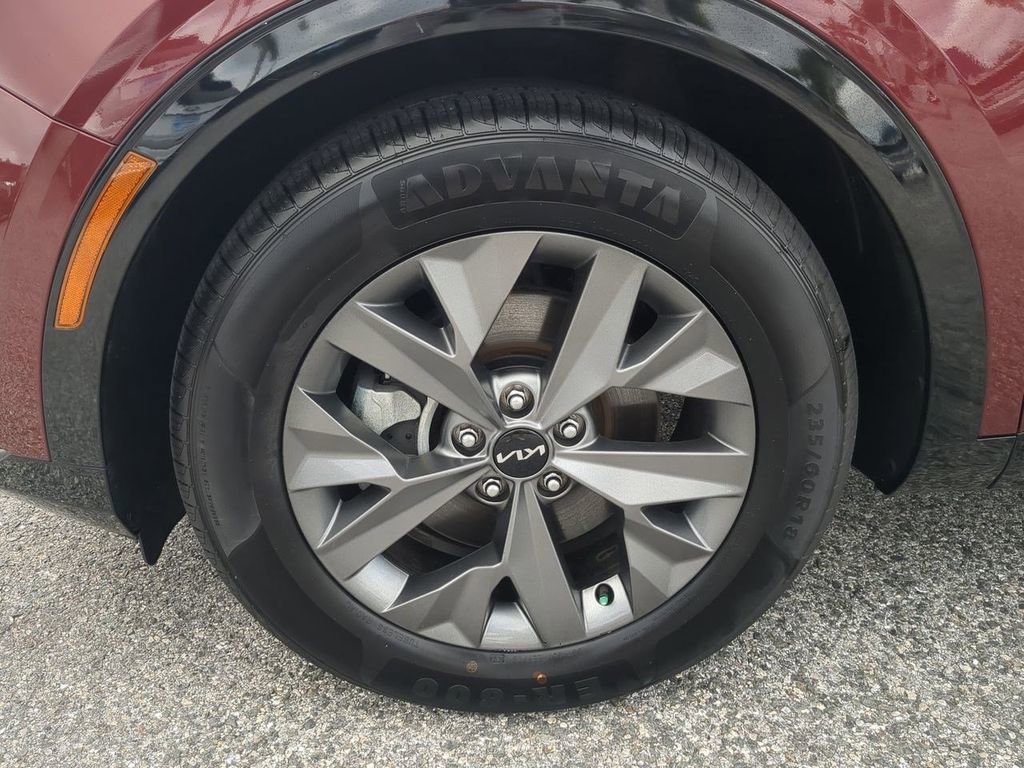 Used 2023 Kia Sportage SX image 11