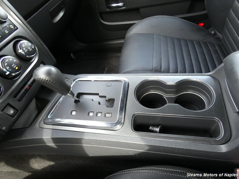 Used 2011 Dodge Challenger RWD image 31