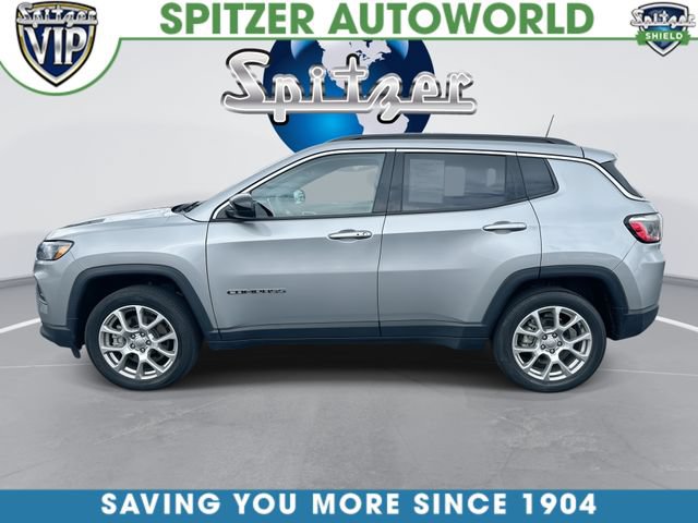 Used 2023 Jeep Compass Latitude AWD/4WD image 6