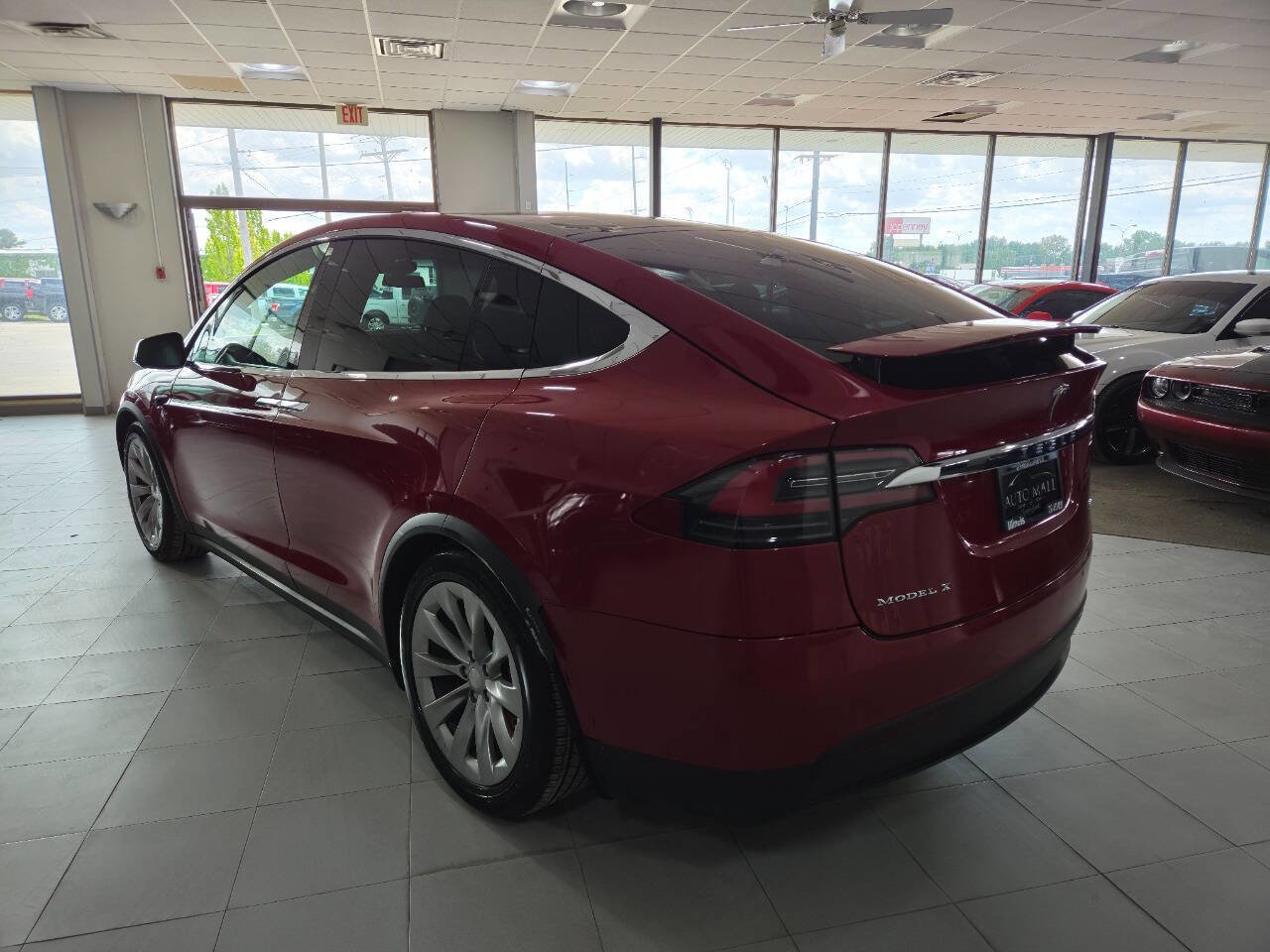Used 2016 Tesla Model X 90D AWD/4WD image 5
