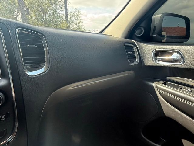 Used 2017 Dodge Durango SXT w/ 3rd Row Seating Group image 29