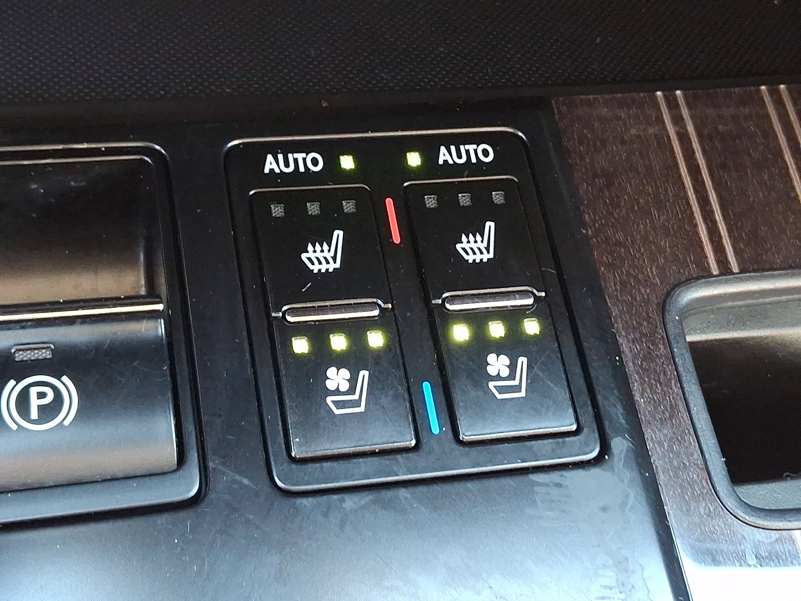 Certified 2020 Lexus RX 450hL Luxury image 28