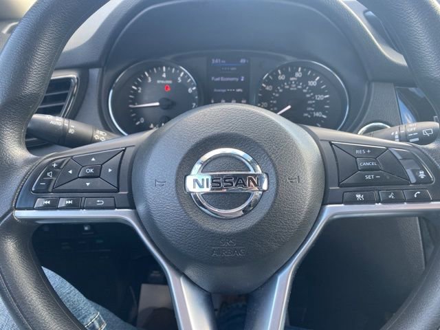 Used 2020 Nissan Rogue SV image 9