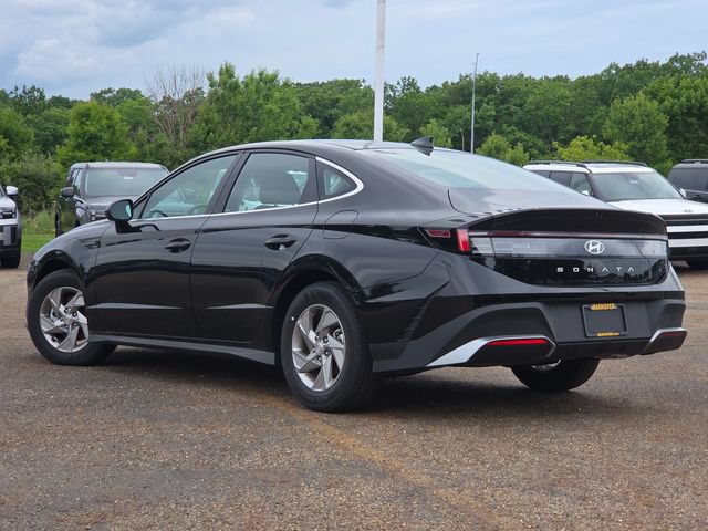 New 2026 Hyundai Sonata SE FWD image 11