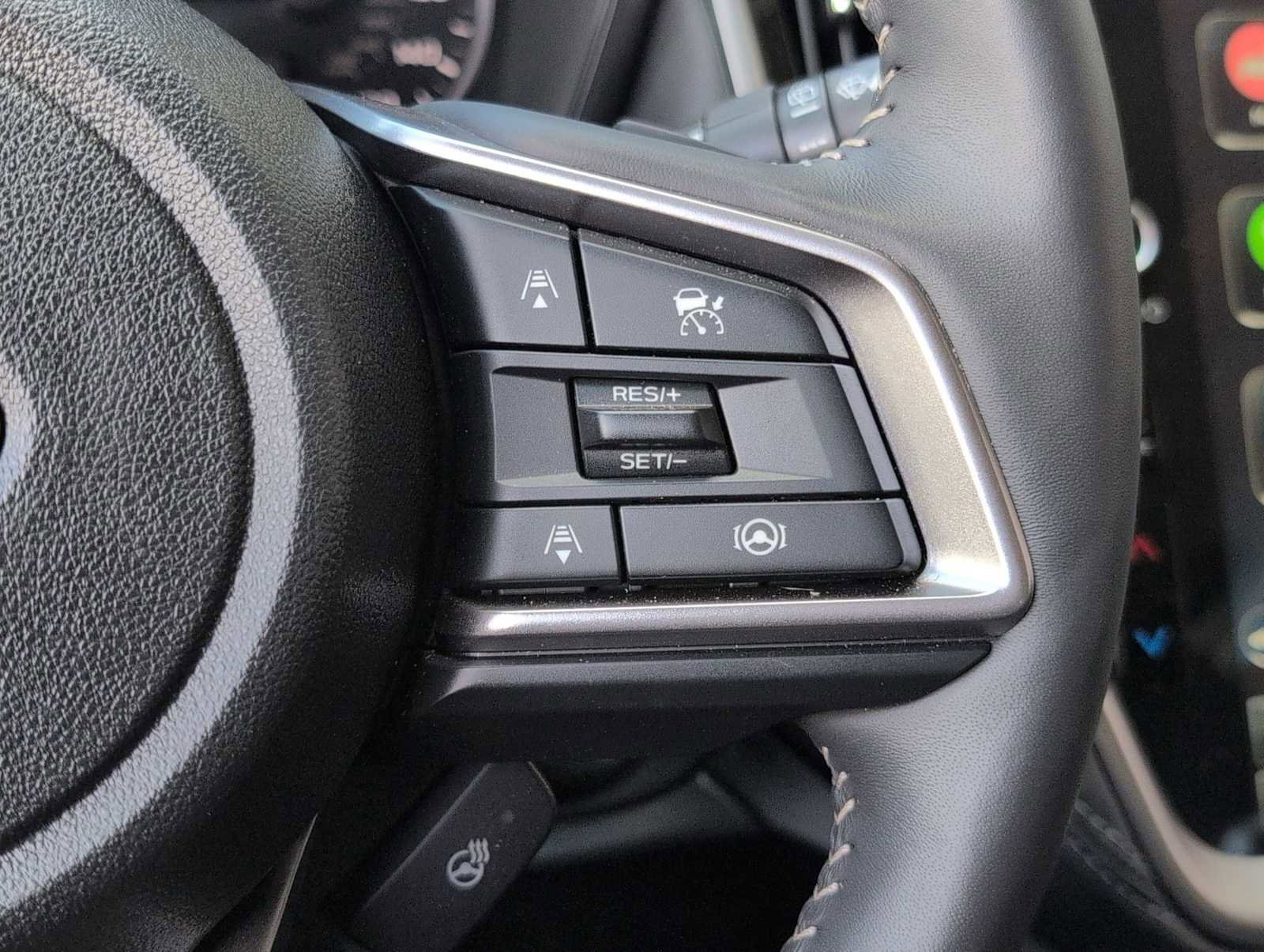 Used 2025 Subaru Outback Touring XT AWD/4WD image 24