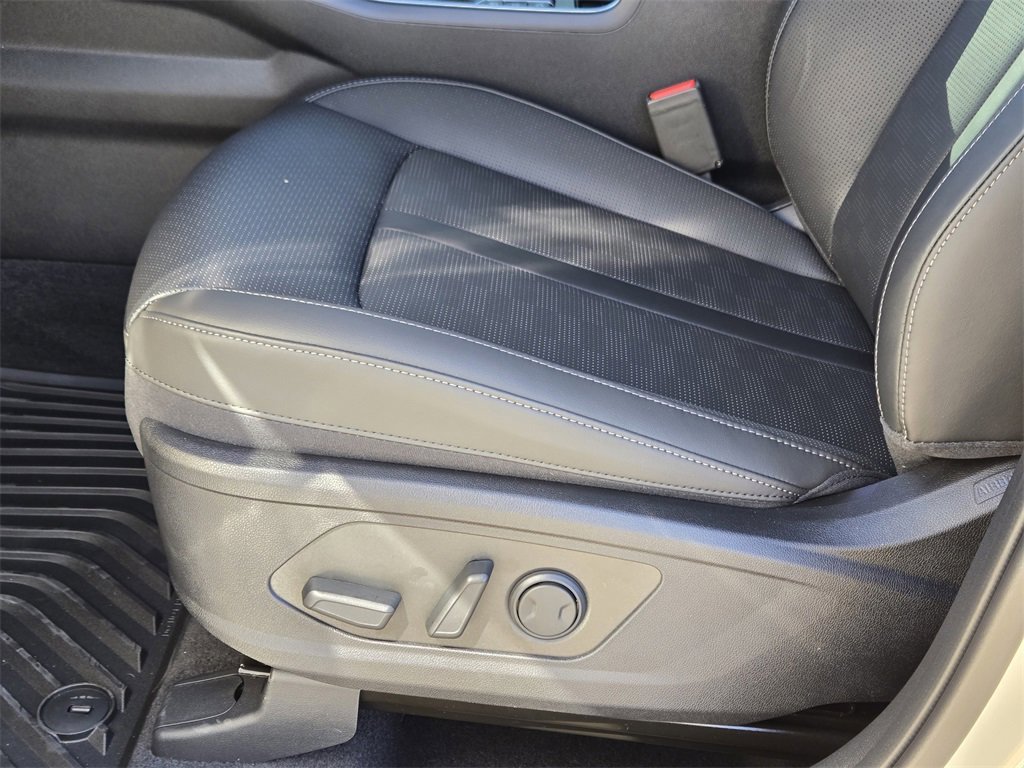 New 2026 Kia Sorento S w/ S Panoramic Sunroof Package FWD image 20
