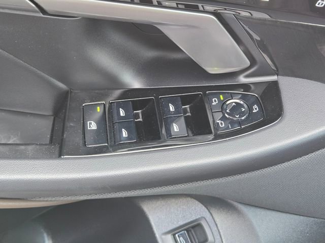 Used 2026 BMW 530i xDrive AWD/4WD image 21