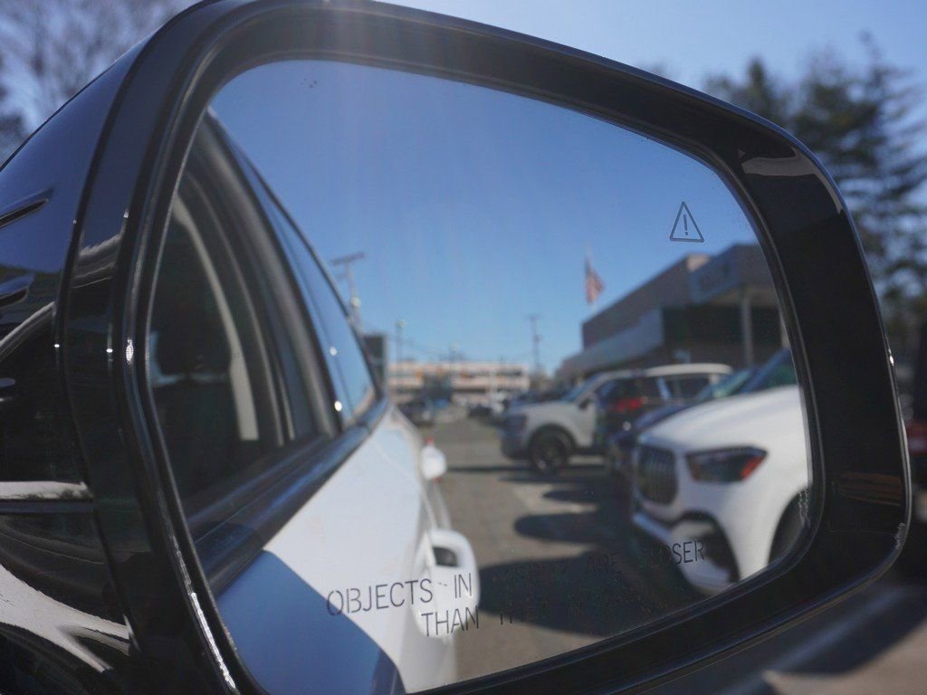 Used 2022 Kia Sorento S w/ Panoramic Sunroof Package image 40