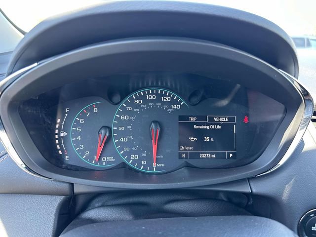 Certified 2022 Chevrolet Trax LT w/ LT Convenience Package AWD/4WD image 37