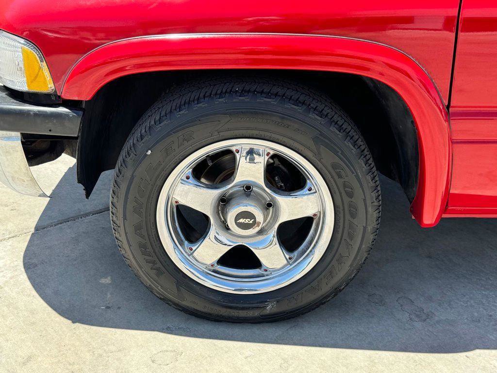 Used 1998 Dodge Ram 1500 Truck 2WD Regular Cab image 10