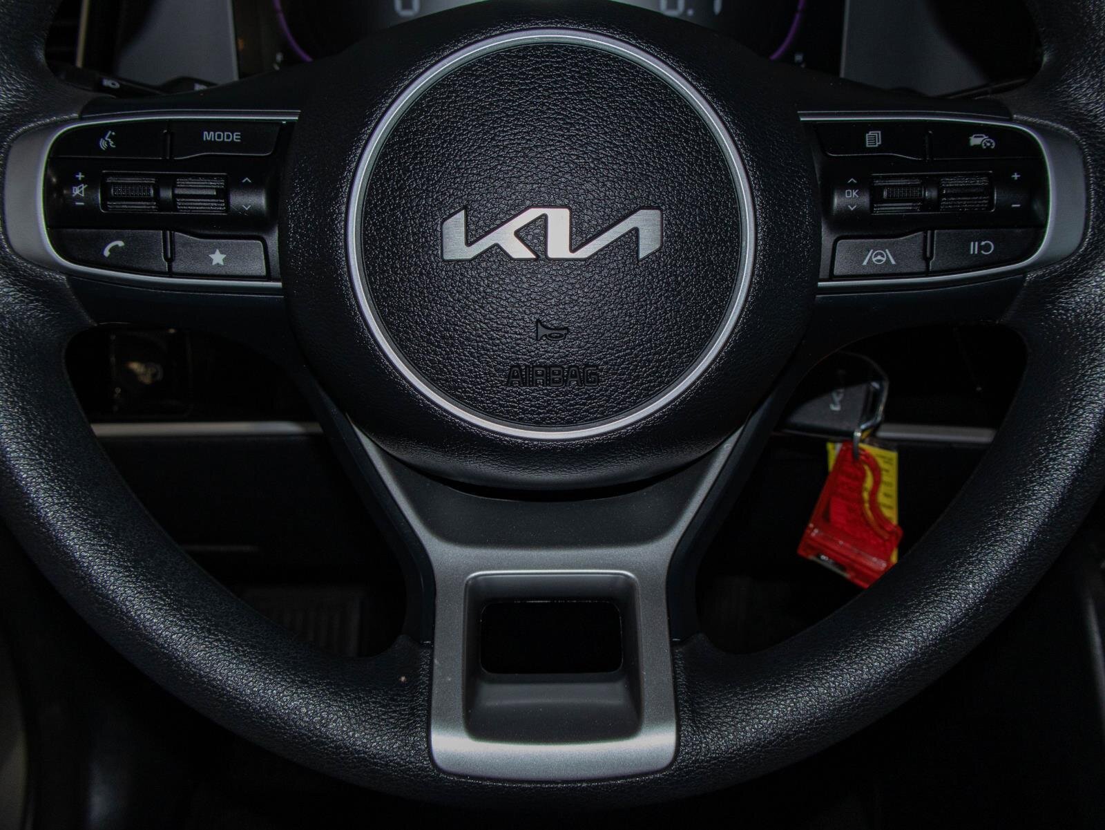 Used 2024 Kia Sportage LX image 11