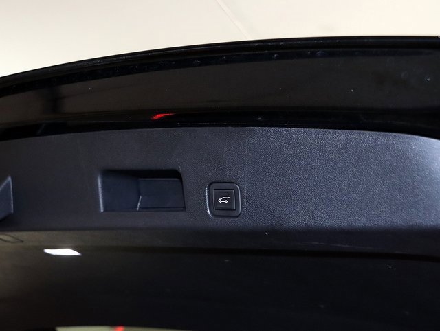 Used 2024 GMC Acadia Elevation image 32