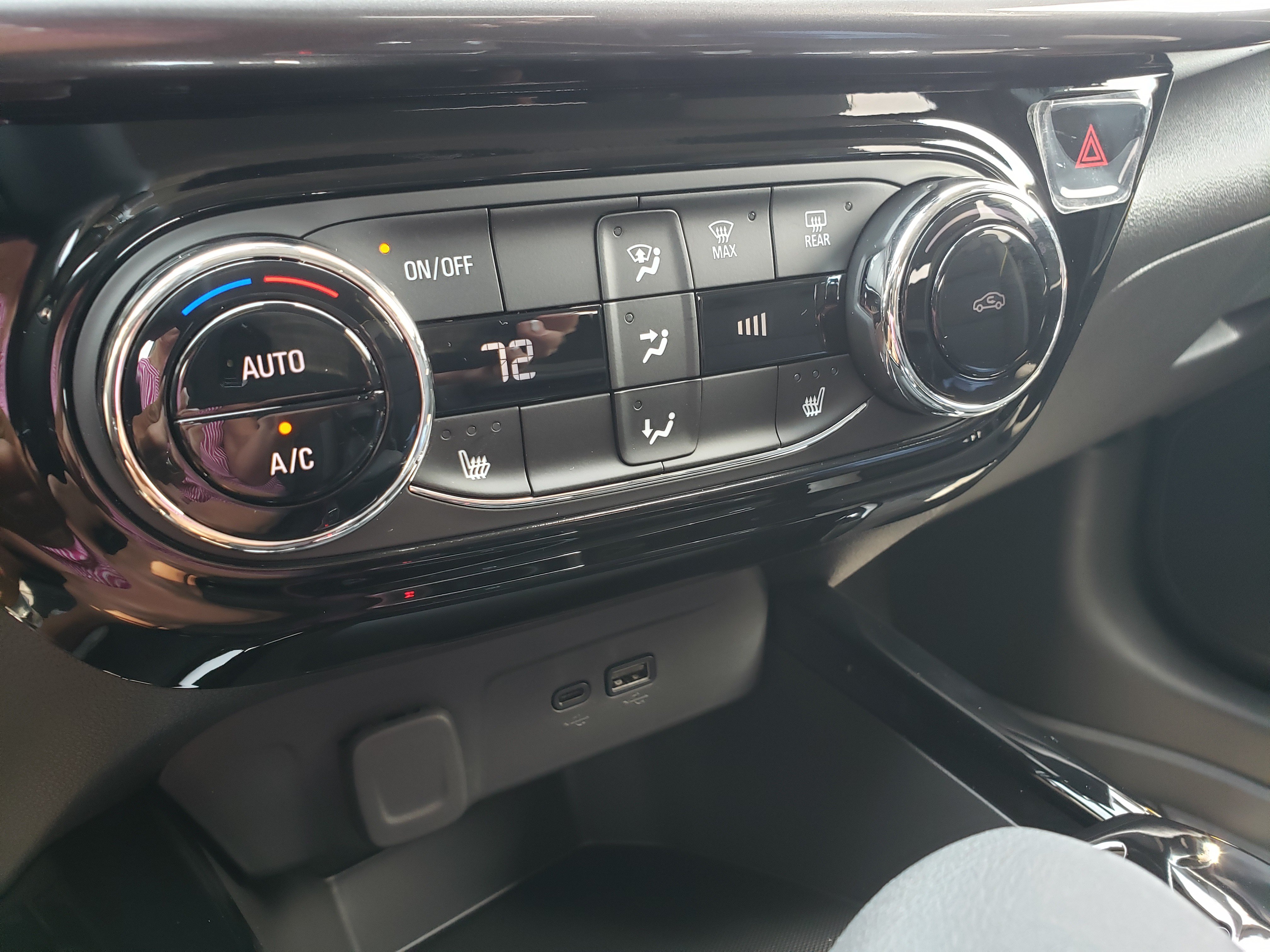 New 2026 Chevrolet Trax ACTIV w/ Driver Confidence Package FWD image 26