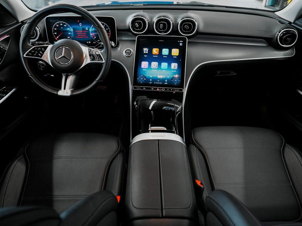 Used 2025 Mercedes-Benz C 300 4MATIC Sedan image 32