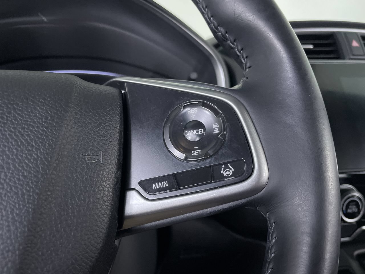 Used 2019 Honda CR-V Touring image 29